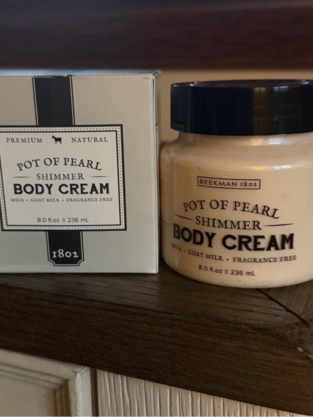 NWT Beekman 1802 Pot of Pearl Shimmer Body Cream